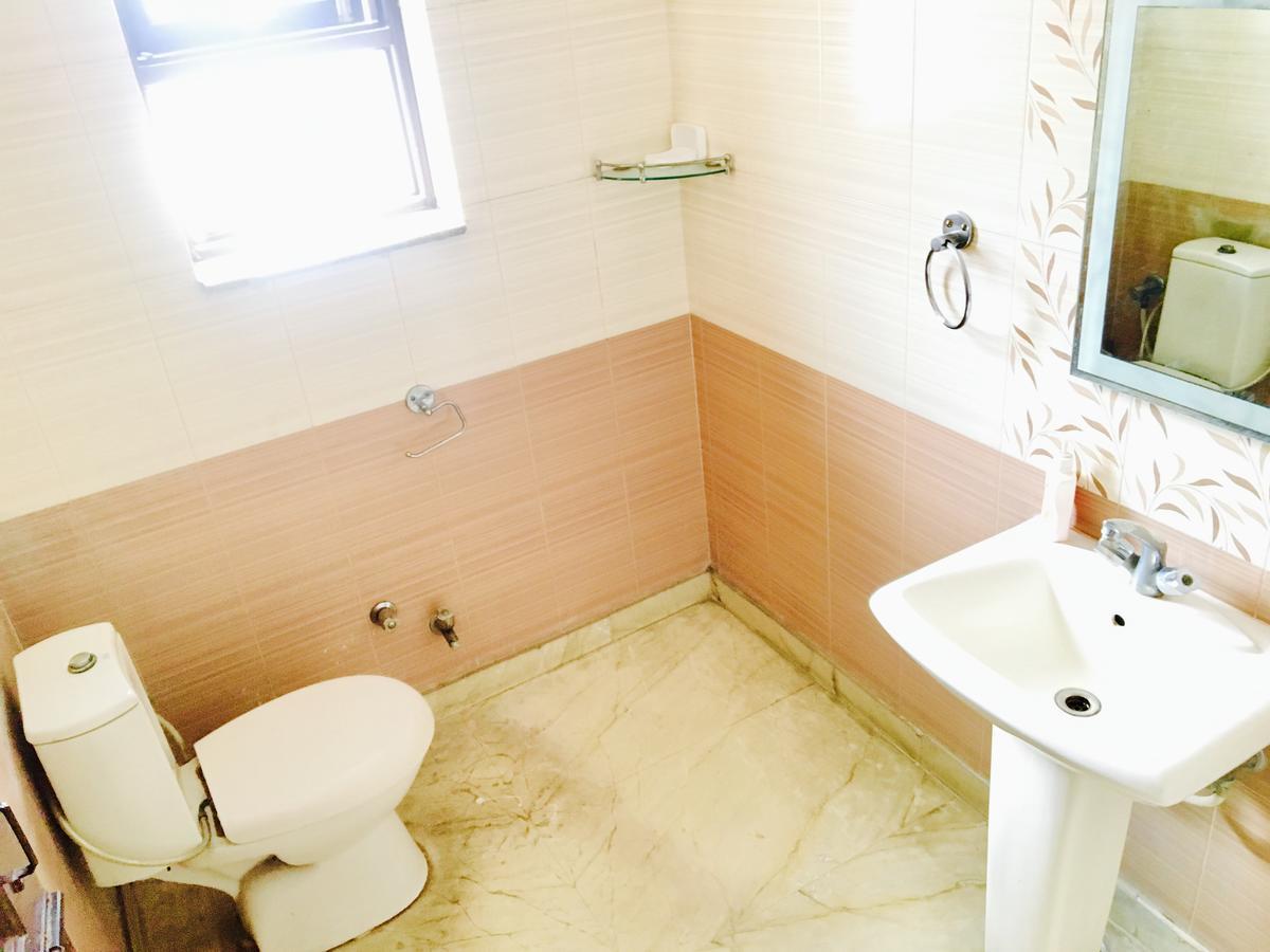 Parkash Bed And Breakfast New Delhi Exteriör bild